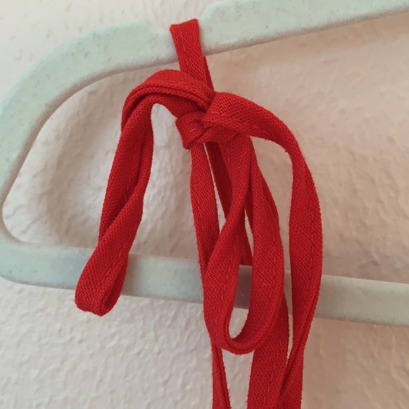 Red dress - Picture 5 of 5